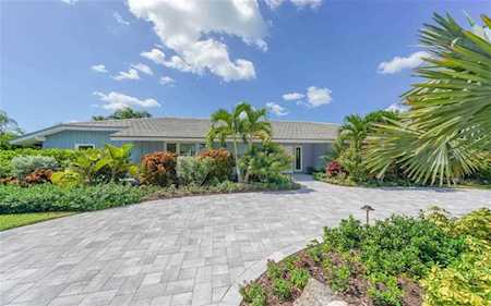 510 Blue Jay Place Sarasota, FL 34236