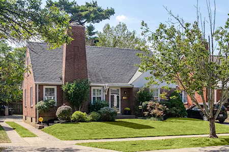 512 Fairlawn Rd Louisville, KY 40207