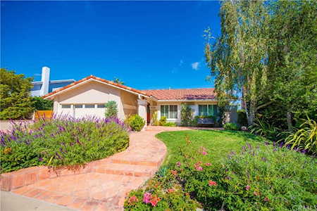 23492 Via Chiripa Mission Viejo, CA 92691