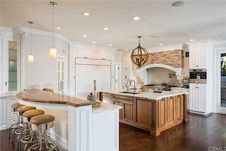 25502 Nellie Gail Road Laguna Hills, CA 92653