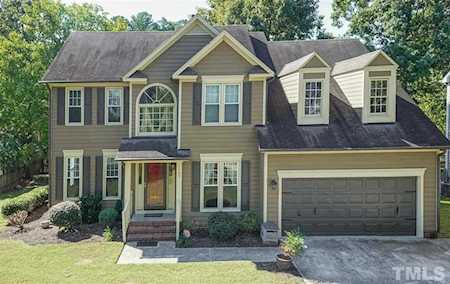 1107 Scalloway Court Knightdale, NC 27545