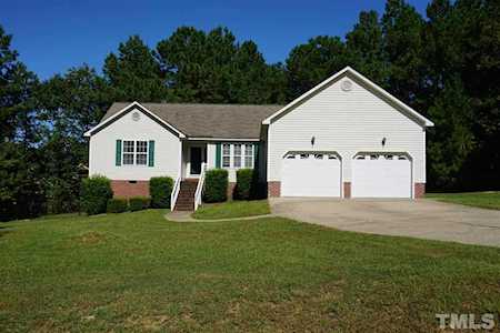 108 Falcon Pointe Lane Clayton, NC 27520