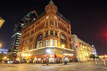 133 S 3Rd St #502 Louisville, KY 40202