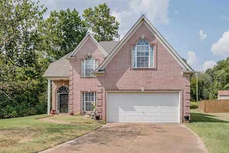 2295 Purple Leaf Cv Memphis, TN 38016