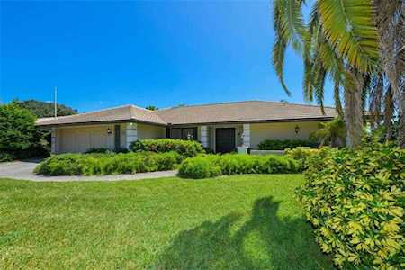 139 Yacht Harbor Drive Osprey, FL 34229