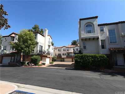2827 Player Lane Tustin, CA 92782