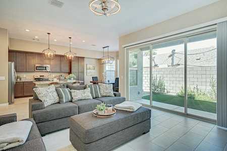 3026 N 33rd Place Phoenix, AZ 85018