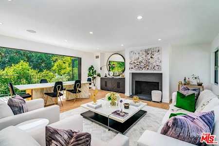 7506 Woodrow Wilson Drive Los Angeles, CA 90046