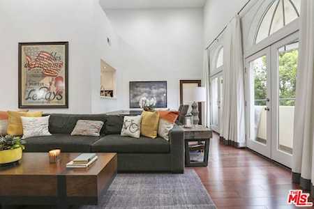 12011 Goshen Avenue #301 Los Angeles, CA 90049