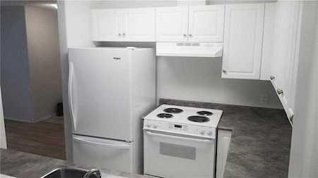 5000 Somervale Court SW #131 Calgary, AB T2Y 4M1