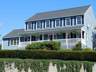 104 Juniper Rd Holliston, MA 01746
