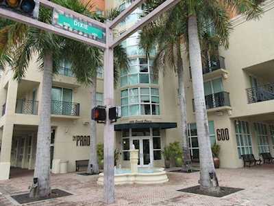 600 S Dixie Highway #605 West Palm Beach, FL 33401