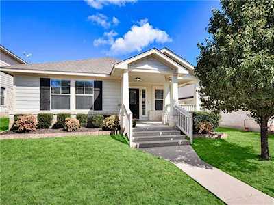 212 Yucca House Dr Pflugerville, TX 78660