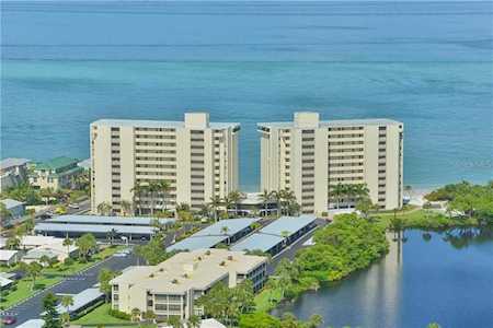 20 Whispering Sands Drive Sarasota, FL 34242