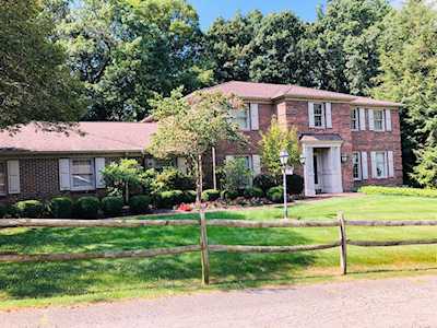 1757 Bryn Mawr Circle Newark, OH 43055