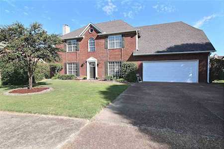 332 Red Wolf Dr Collierville, TN 38017
