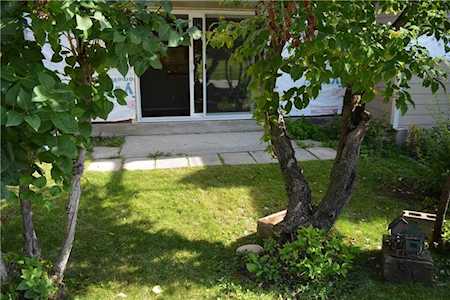 315 Heritage Drive SE #219 Calgary, AB T2H 1N2