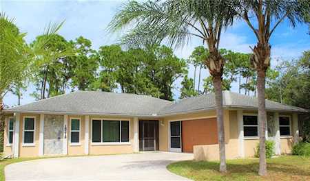 18218 Robinson Avenue Port Charlotte, FL 33948