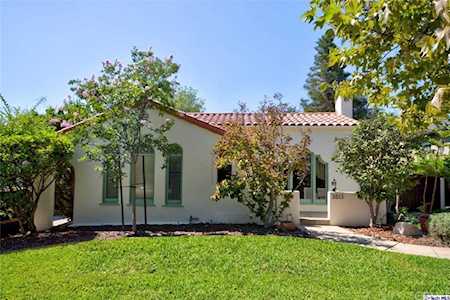 3513 Buena Vista Avenue Glendale, CA 91208