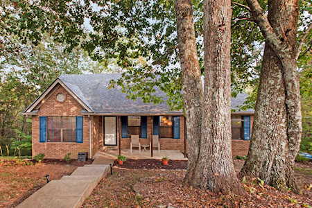 401 Doe Run Ct Taylorsville, KY 40071