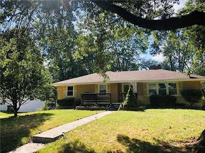 7722 Arlington Ave Raytown, MO 64138