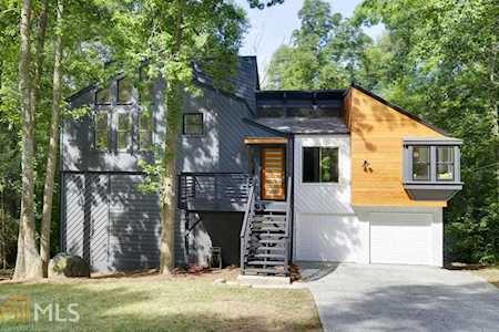 1736 Jody Dr Marietta, GA 30066