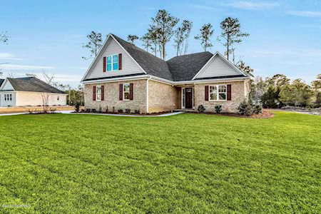 624 Crown Pointe Drive Hampstead, NC 28443