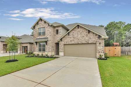 3839 Wright's Landing Dr Spring, TX 77386