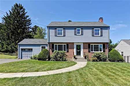 160 Mohawk Drive West Hartford, CT 06117