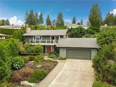 17224 NE 6th Place Bellevue, WA 98008