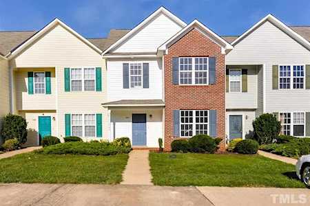 107 Blackthorne Court Clayton, NC 27520