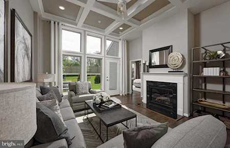 19846 Silvery Blue Terrace Ashburn, VA 20147