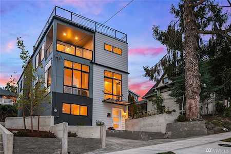 1624 32nd Ave Seattle, WA 98122