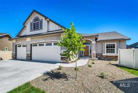 4604 S Feldspar Ave. Nampa, ID 83686