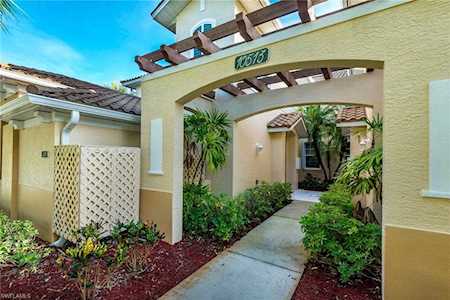 10513 Sevilla Dr #201 Fort Myers, FL 33913