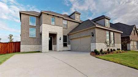 1716 Bellinger Drive Fort Worth, TX 76052