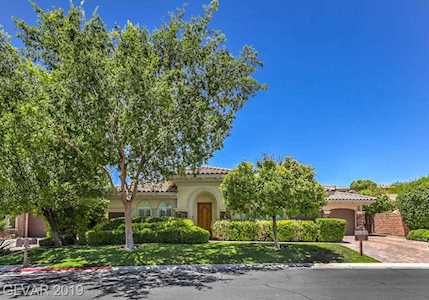 15 Tapadero Ln Las Vegas, NV 89135