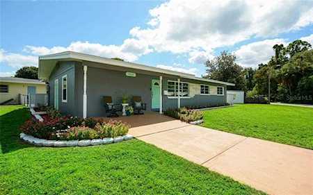 1922 W 16Th Avenue Drive Bradenton, FL 34205