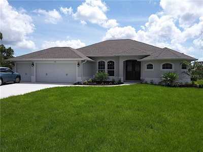 197 Fairway Road Rotonda West, FL 33947