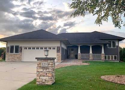 125 Overlook Terr Marshall, WI 53559