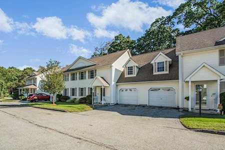 53 River St #603 Billerica, MA 01821