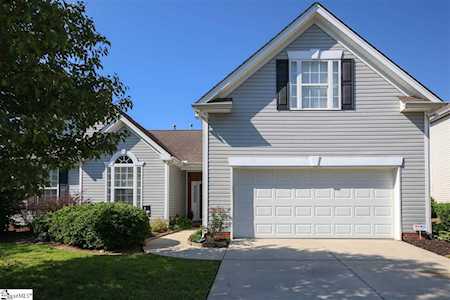 17 Surrywood Dr Greenville, SC 29607