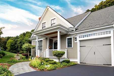 9 Courtyard Place #9 Reading, MA 01867