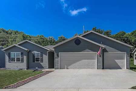 837 Stonefield Dr Edgerton, WI 53534