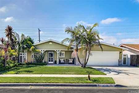 9322 Velardo Drive Huntington Beach, CA 92646