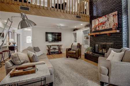 8026 Fair Oaks Avenue Dallas, TX 75231
