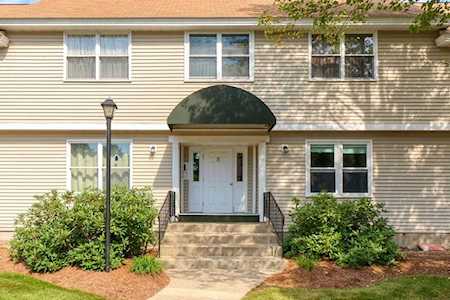 425 Main St #8D Hudson, MA 01749