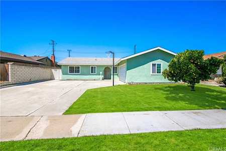 7093 Penguin Drive Buena Park, CA 90620
