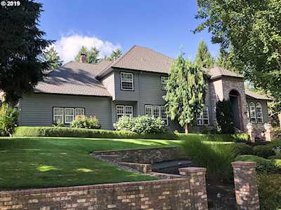 8339 SW Shawmut Dr Beaverton, OR 97007