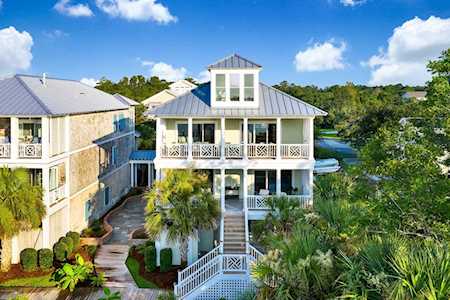 274 Shannon Drive Wilmington, NC 28409